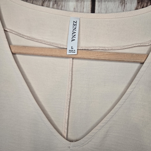 Zenana Oversized Cream V-Neck Tunic Top Size Large - Picture 2 of 7